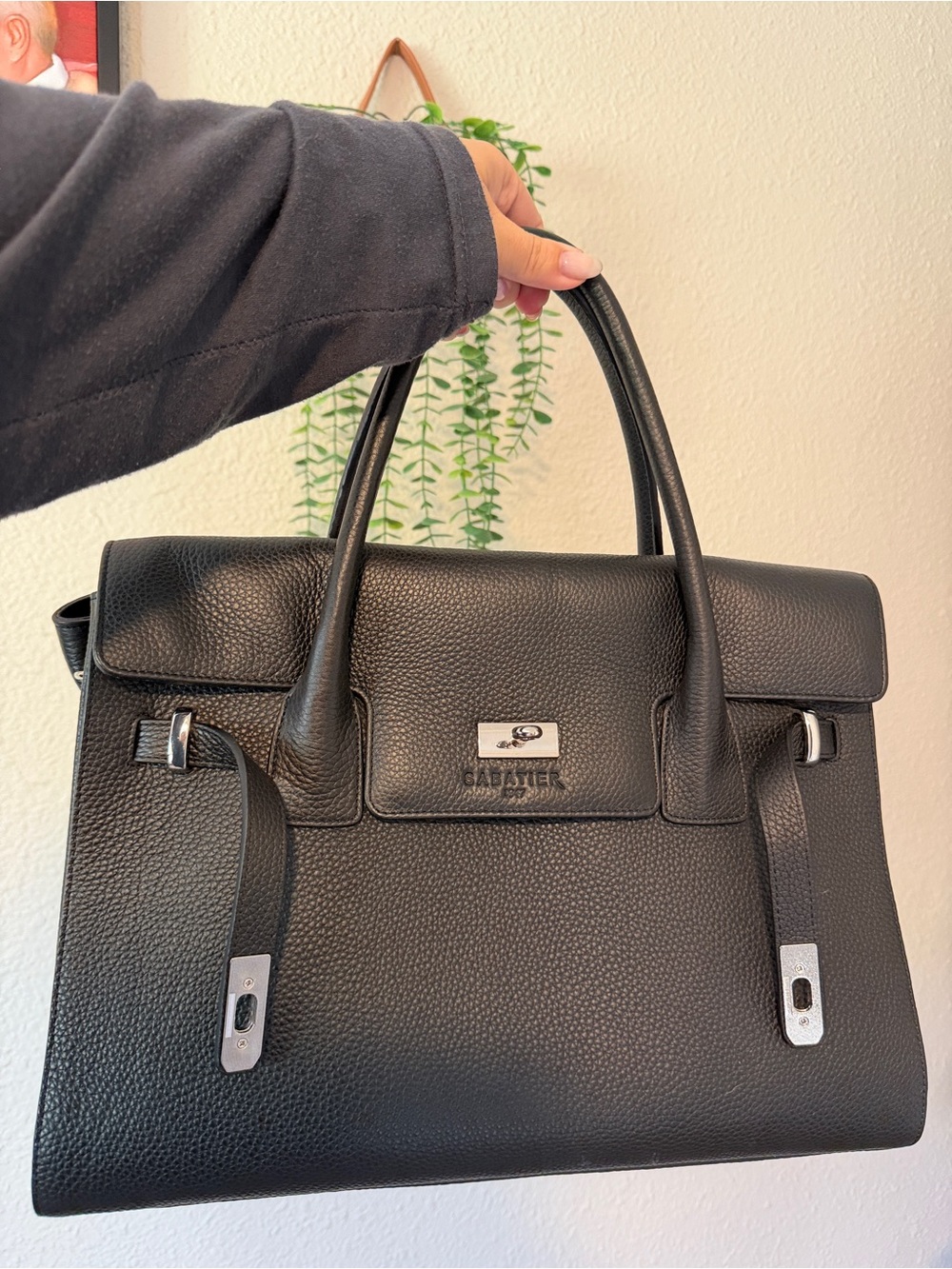 Sabatier 617 black handbag